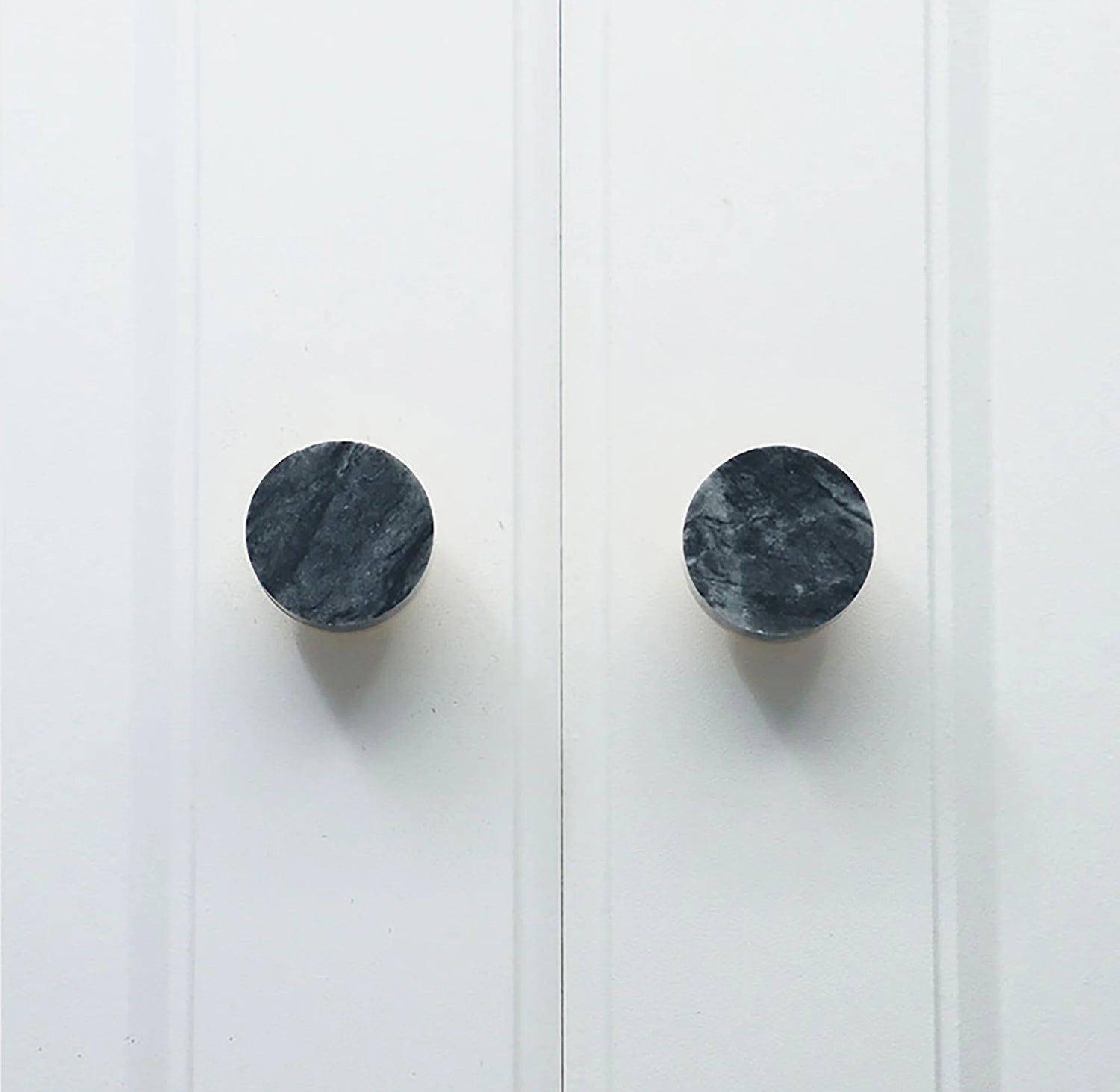 Bianco Knob