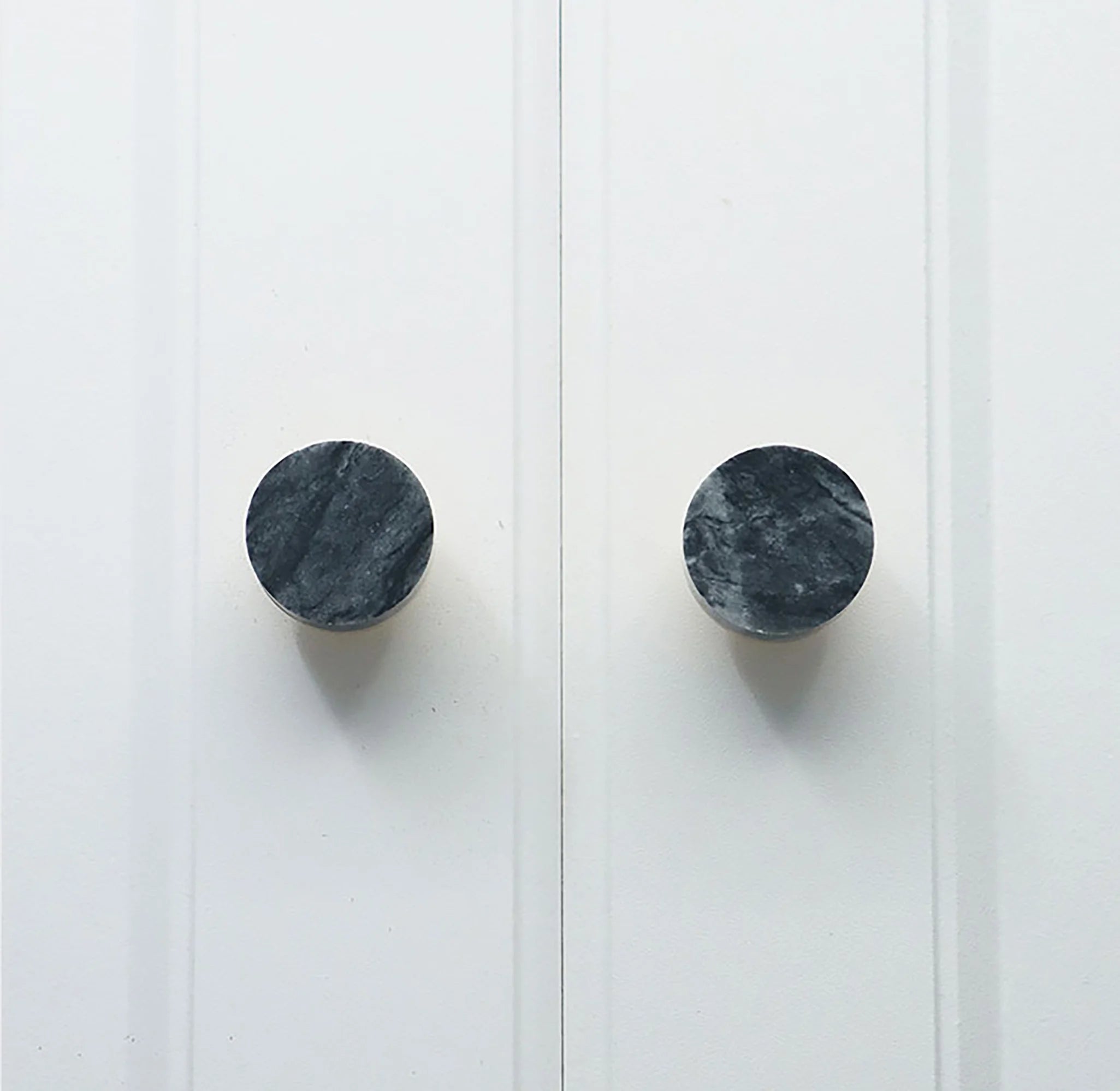 Bianco Knob