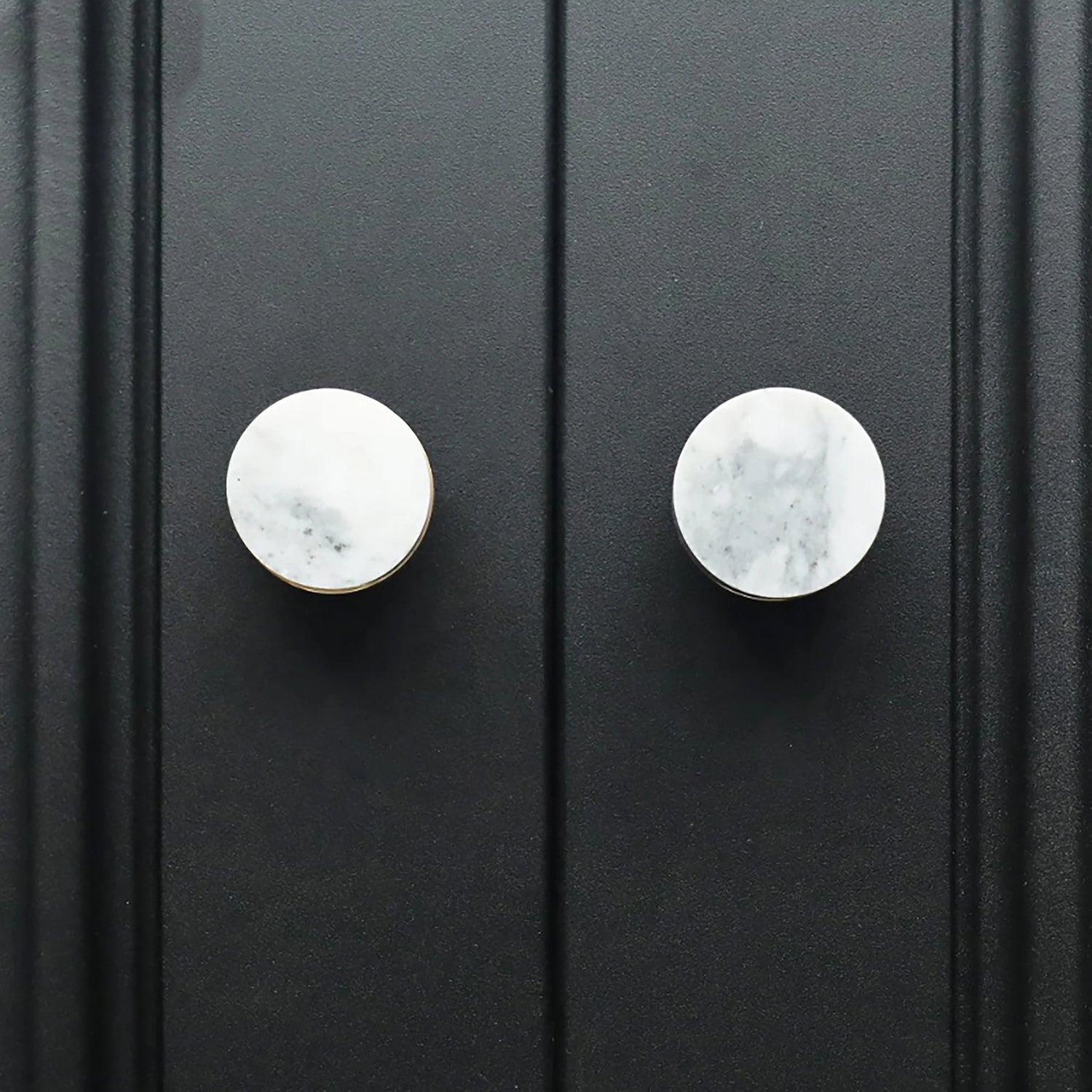 Bianco Knob