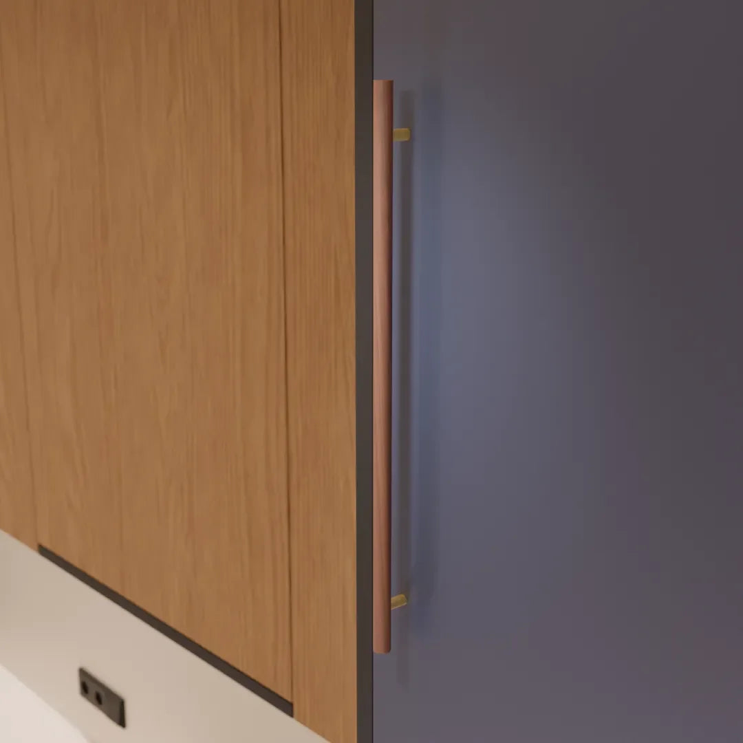 Mantara Tudor Handle W-0007 is a modern brass &amp; walnut handle in brown, ideal for main doors, wardrobes &amp; cabinets.