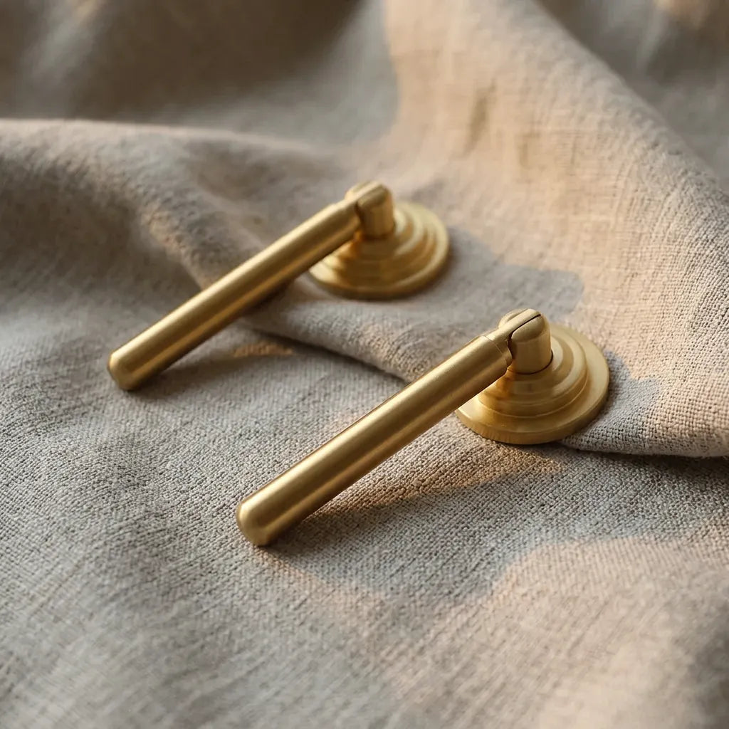 Simplicity Drop Knob