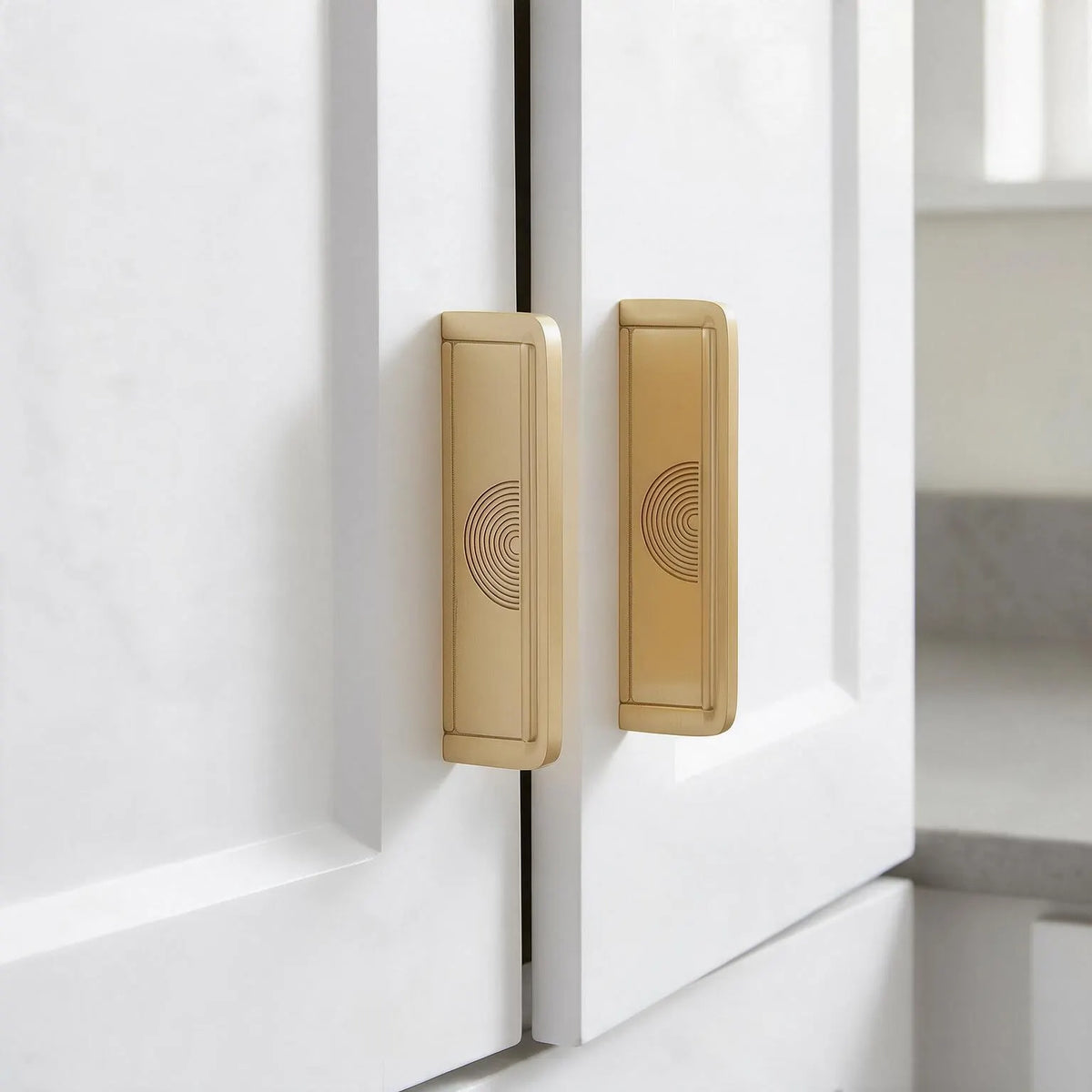 Saturn Handle