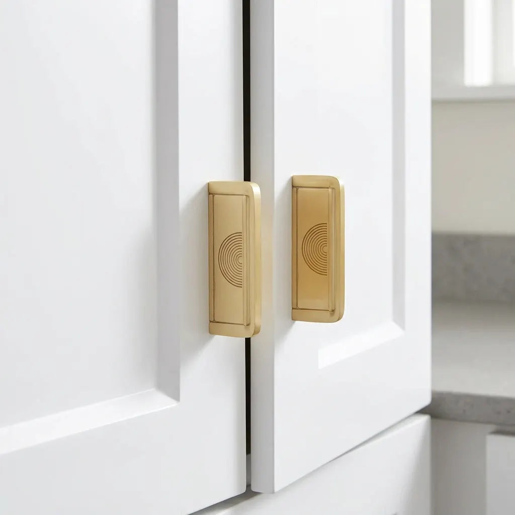 Saturn Handle