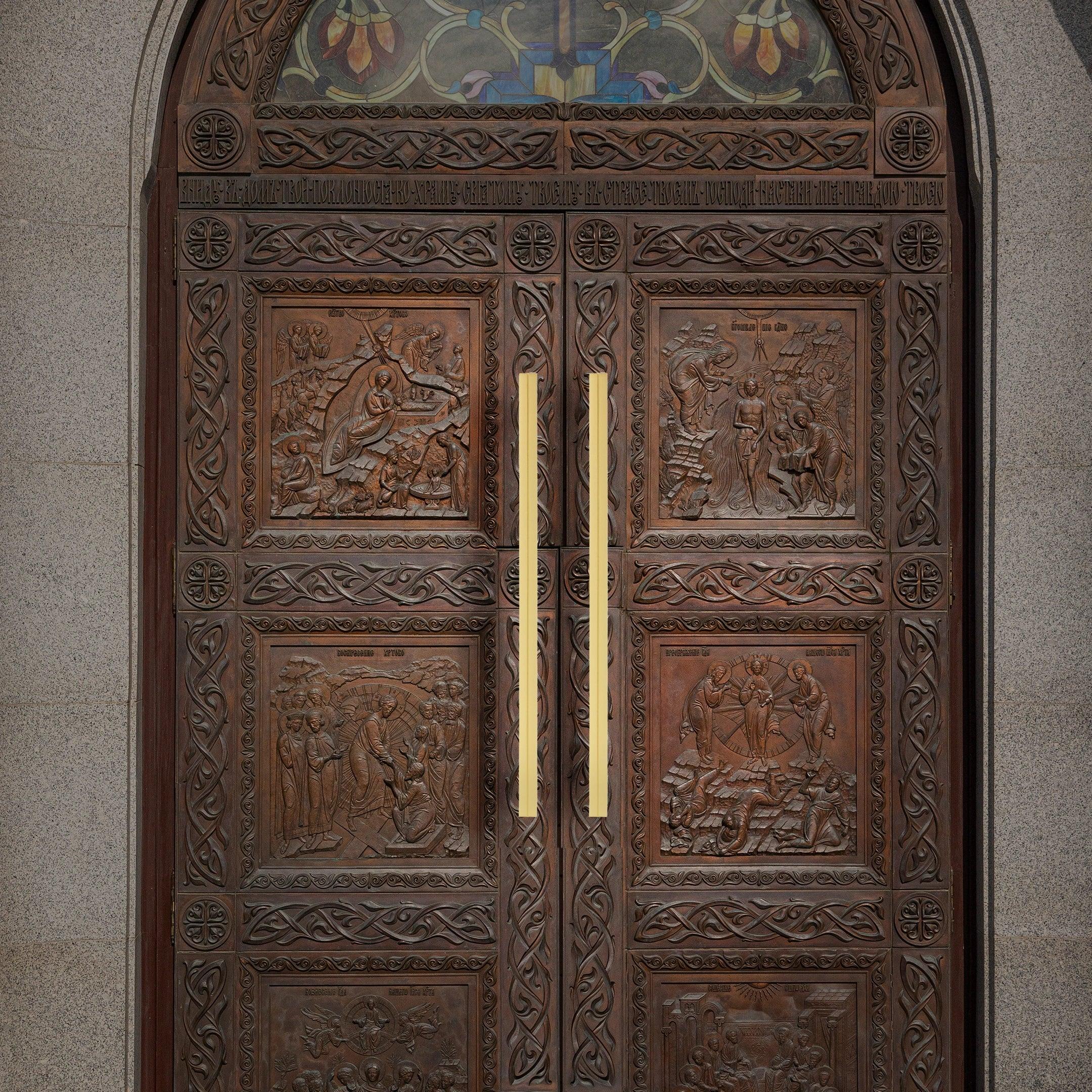 Mantara Skyline Handle B-0055 is a modern brushed brass handle in gold, ideal for main doors, cabinets, and drawers.