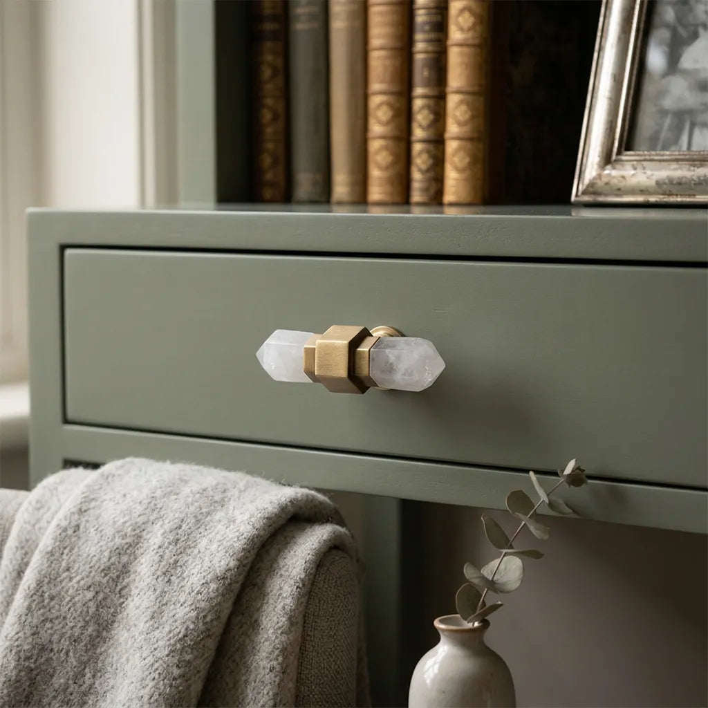 Quartz Handle