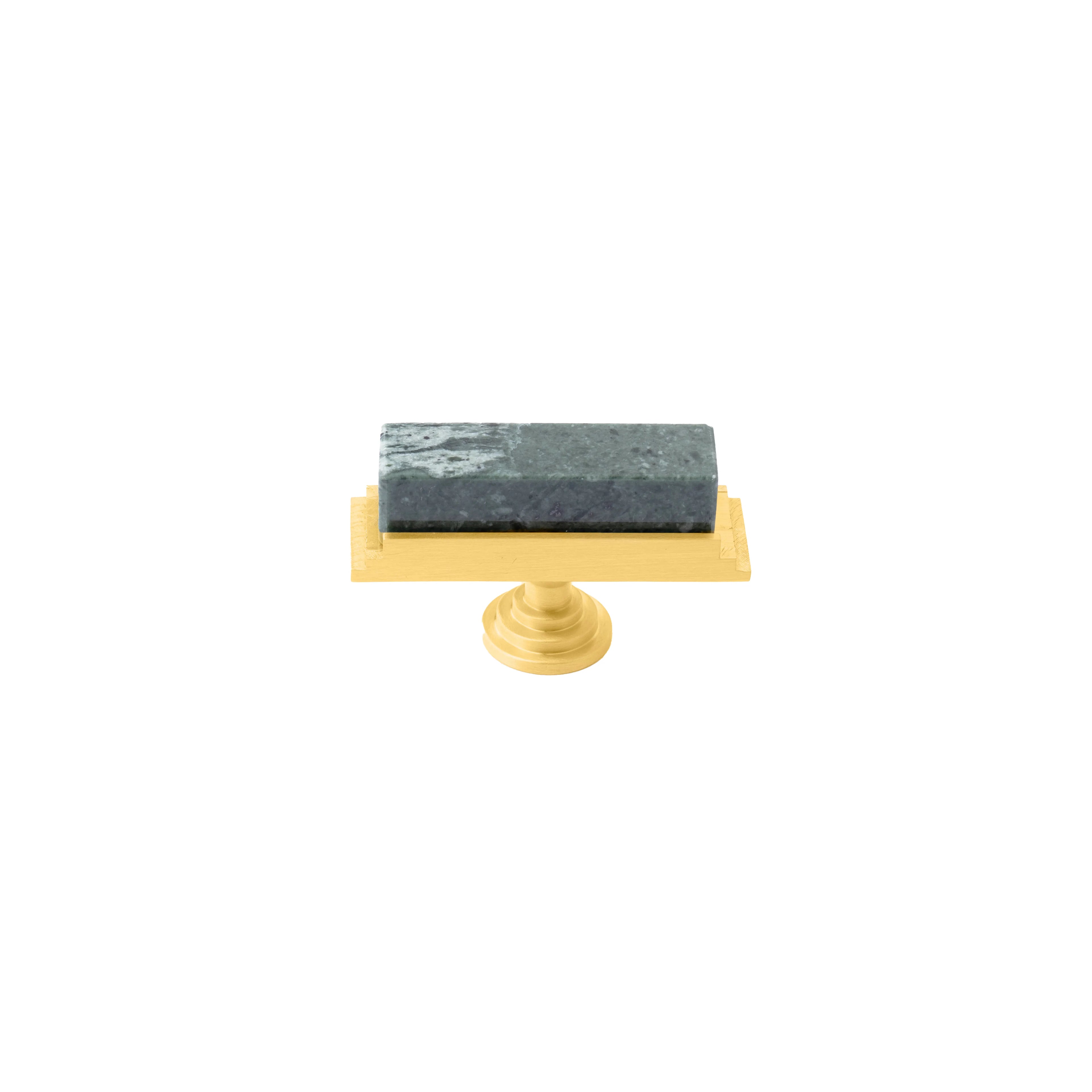 The Mantara M-0010 Fuji Handle is a modern marble and brass handle in green, ideal for kitchens, cabinets, and bathrooms.