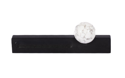 Calyx Handle