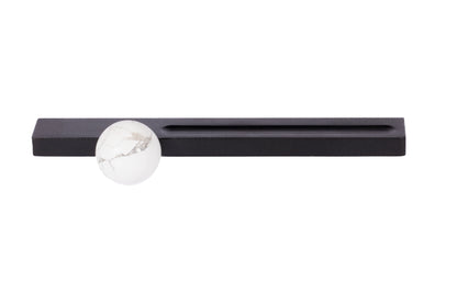Calyx Handle