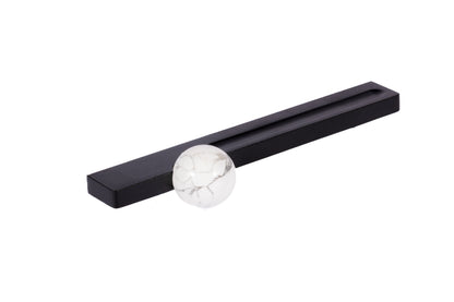 Calyx Handle