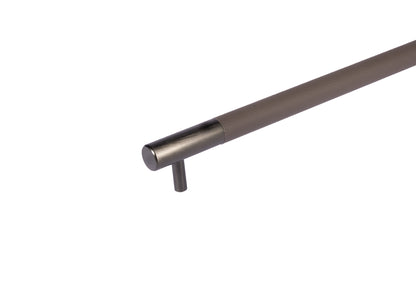 Lyra Handle