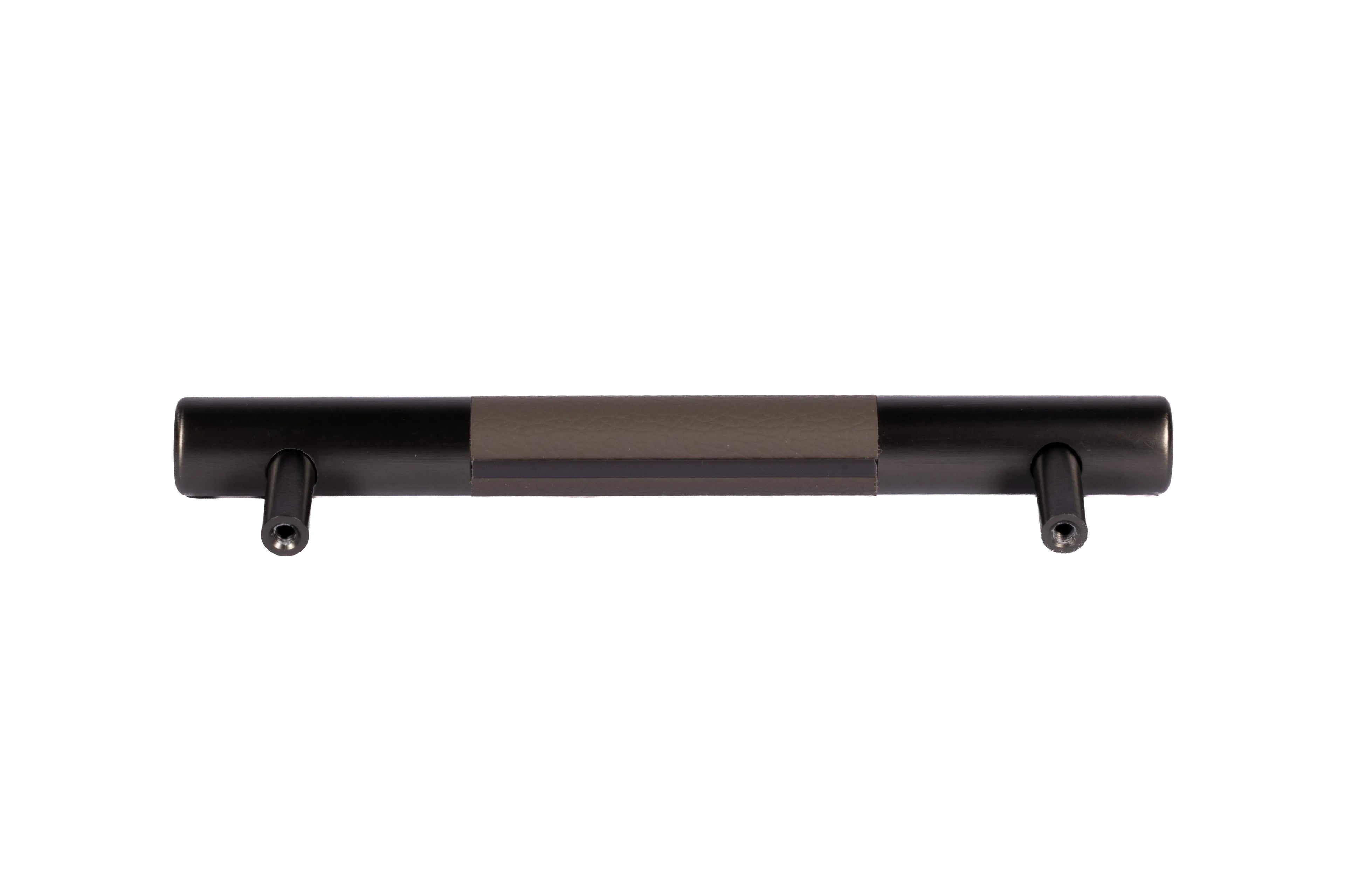 Lyra Handle