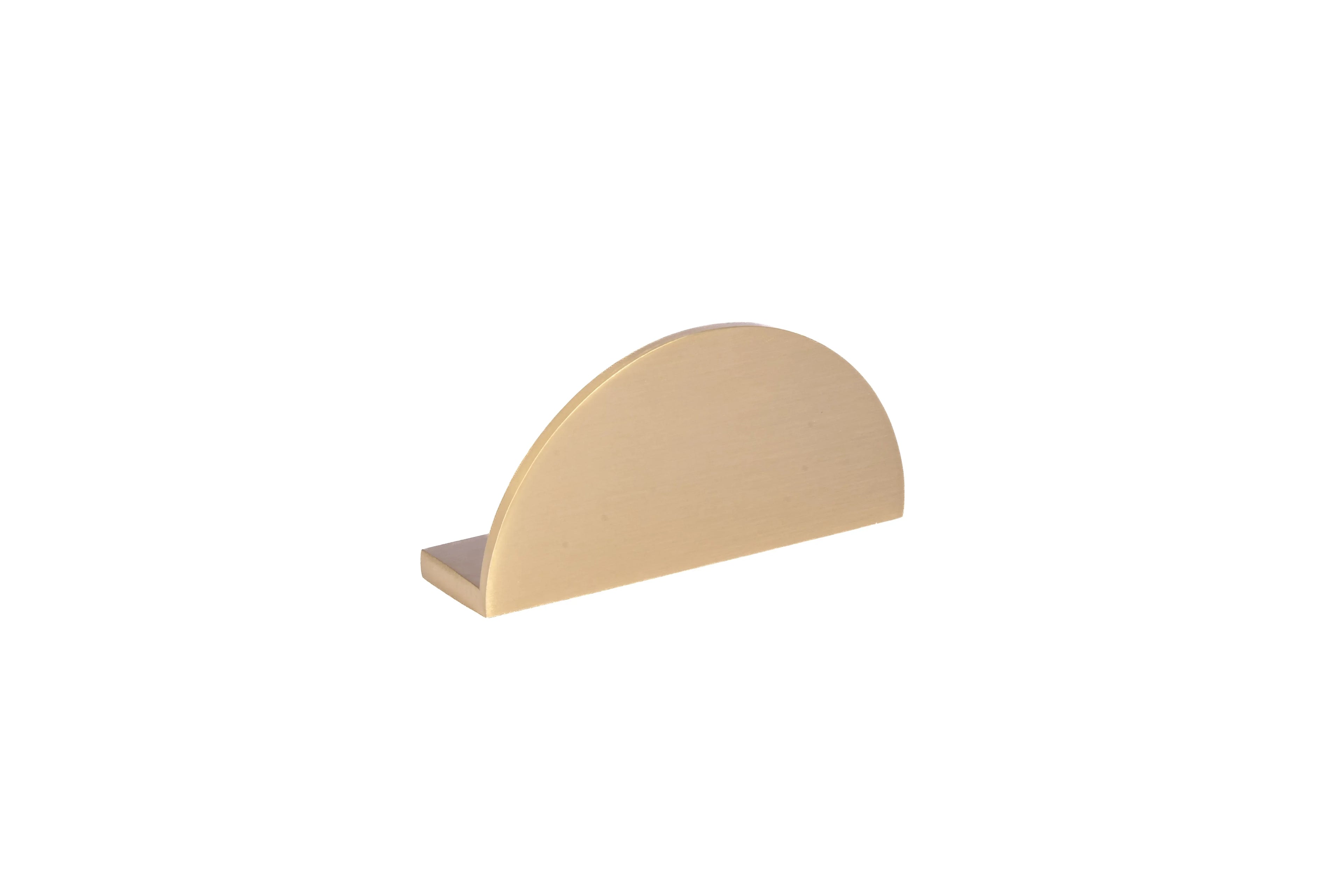 The Eliza Handle by Mantara B-0114 is a modern brushed brass handle in gold, ideal for drawers and cabinets.