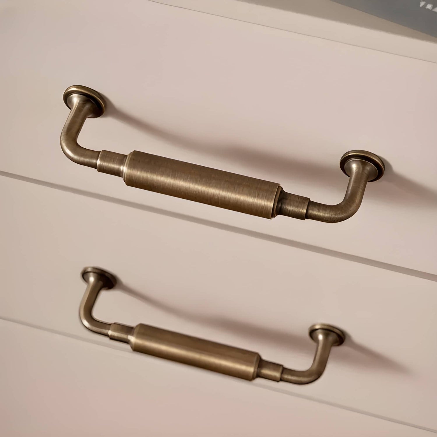 Braven Handle B-0128 brushed bronze brass furniture knob and handle, sizes 66mm 148mm 182mm, for kitchen drawers &amp; wardrobe shutters by Mantara