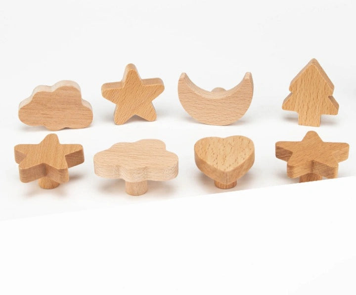 Mantara Crescent Moon Knob W-0046 is a modern beech wood knob, ideal for kitchen drawers, dresser drawers.