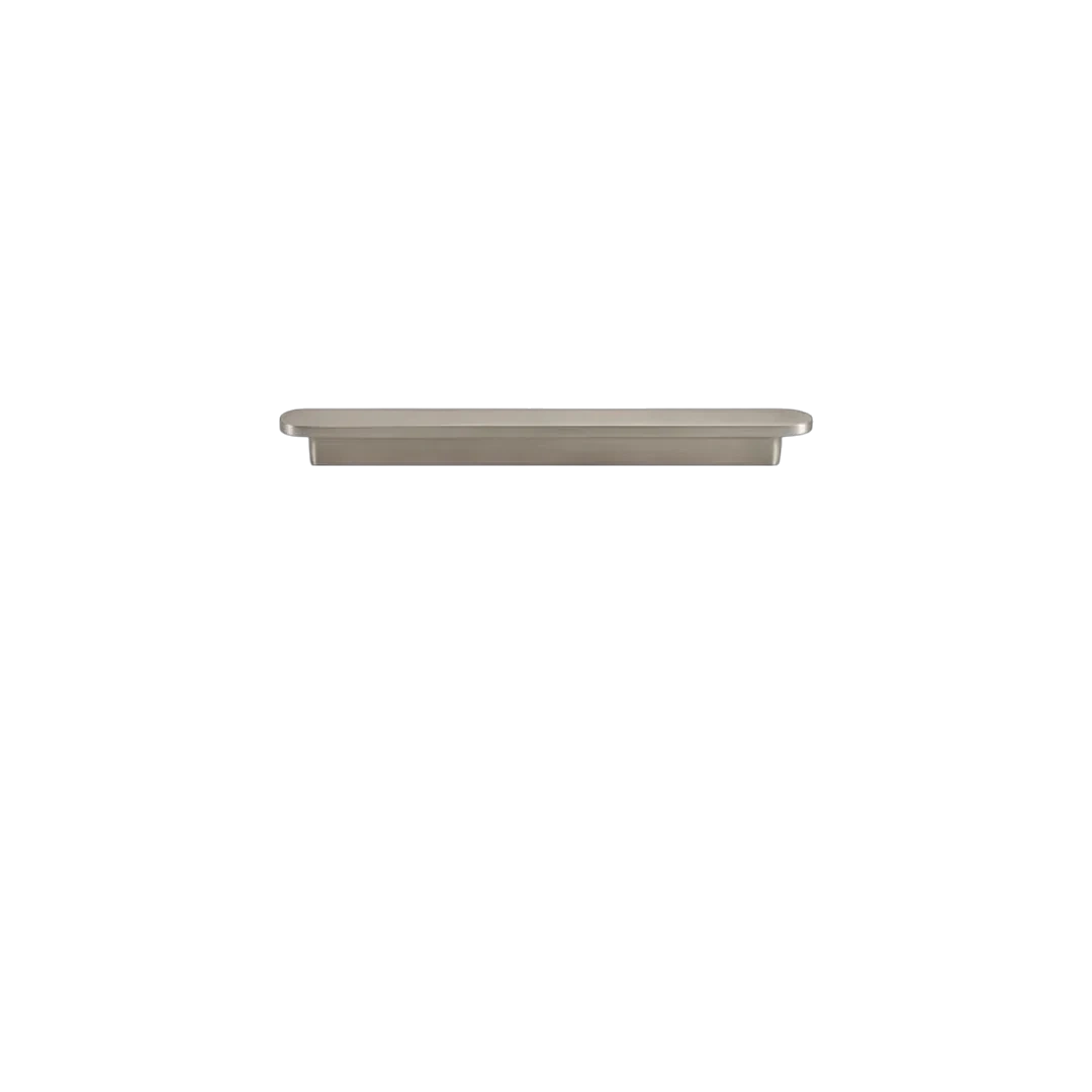 Mantara Plato Handle B-0067 is a modern brushed brass handle in silver, ideal for wardrobes, doors, and kitchens.