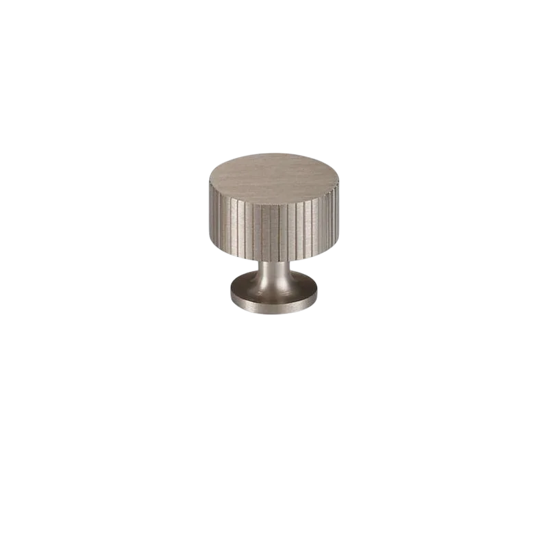 Oro Handle and Knob