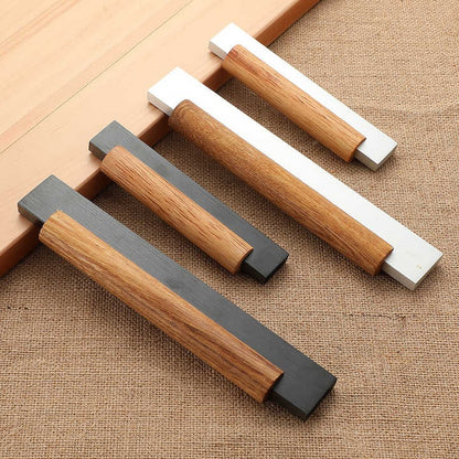 Oakley Handle