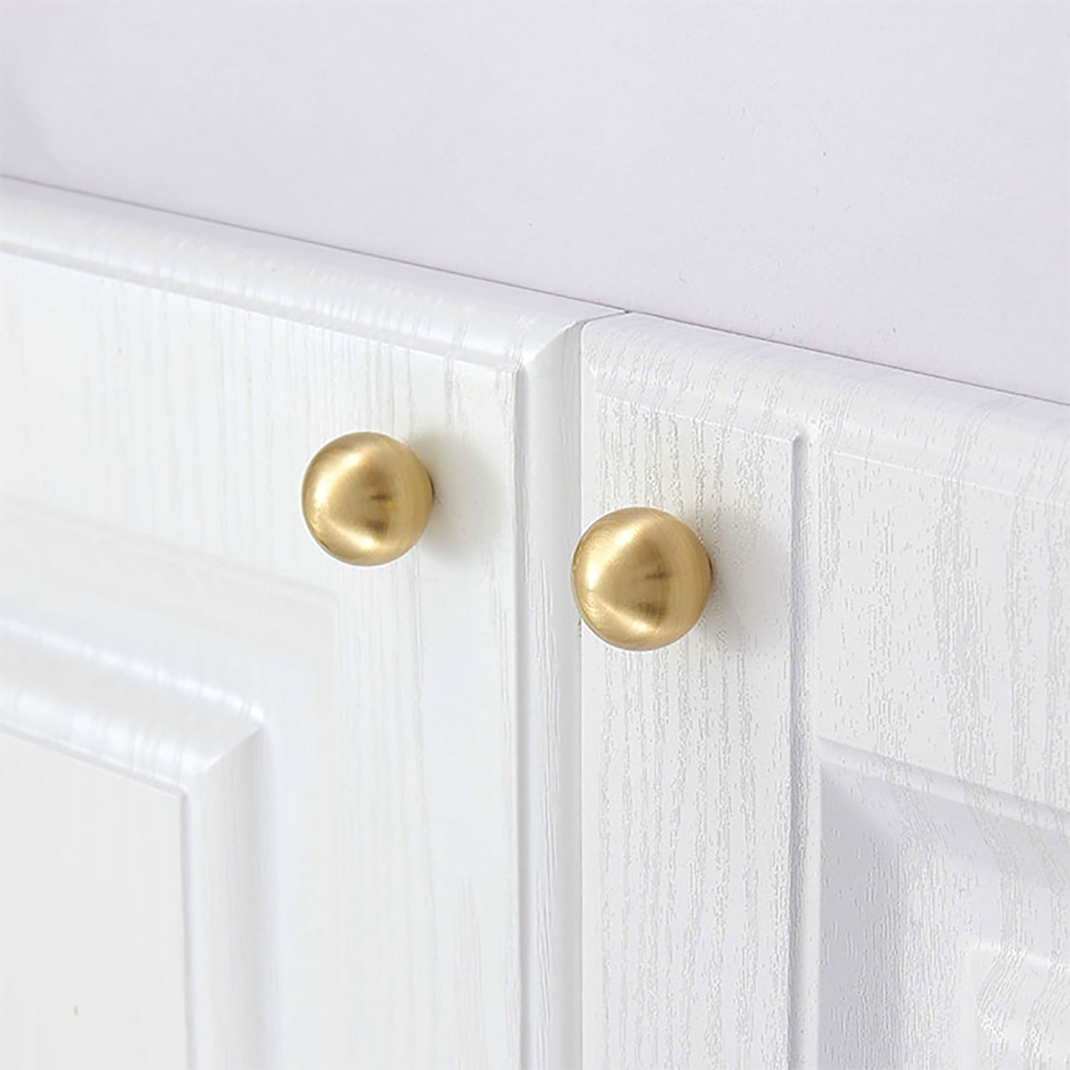 Zenith knob B-0001, gold brass, Dia30mm, brushed finish, for kitchen drawers &amp; cupboards by Mantara