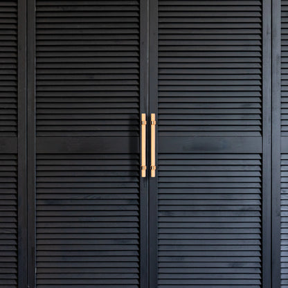Mantara Aranya Handle W-0053 is a modern beech wood handle, ideal for kitchen drawers, dresser drawers.