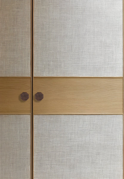Mantara Thorne Knob W-0056 is a modern walnut wood knob with brushed finish, ideal for kitchen and dresser drawers.