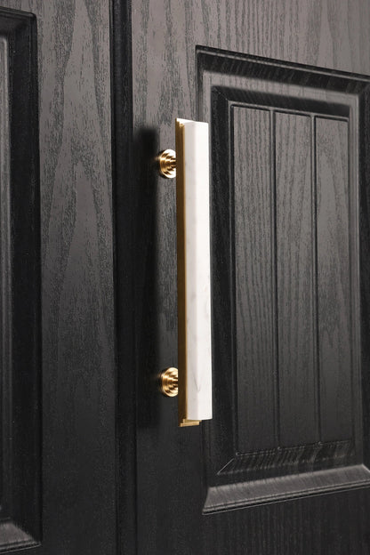 Acropolis Handle M-0010-H in White marble &amp; brass, brushed finish, 144mm &amp; 170mm, for modern cabinets by Mantara