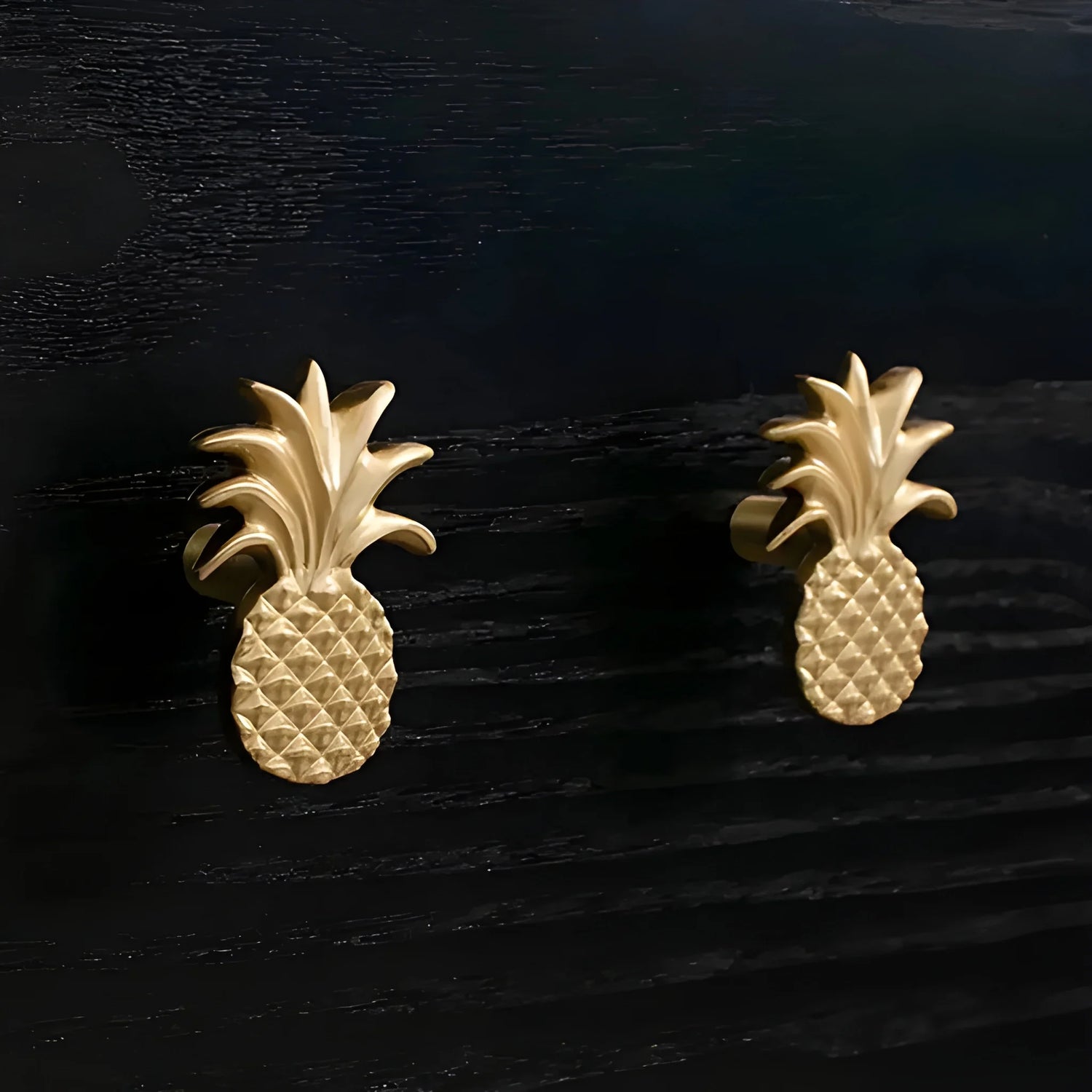 Mantara Ananas Knob B-0110 modern brass knob in brushed gold finish for kitchen and dresser drawers, pack of 1.