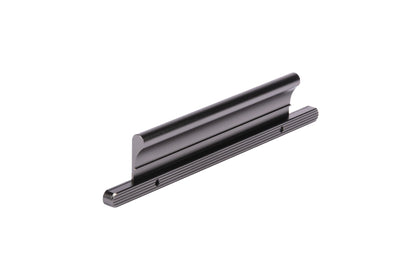 Mantara Ardent Handle Z-0023 is a modern zinc alloy handle in brushed grey finish, ideal for kitchen drawers, dresser drawers.