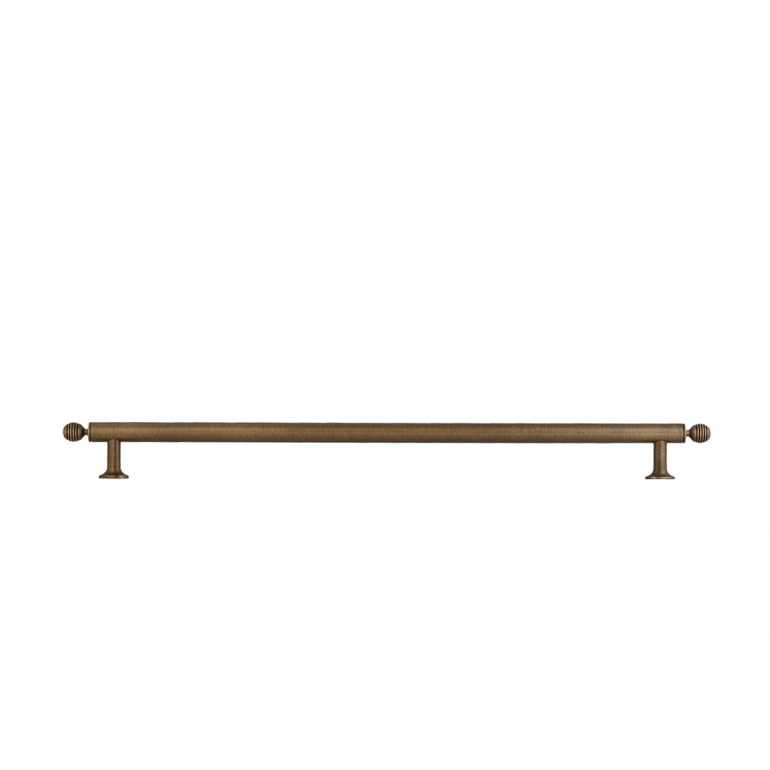 Aureate Handle