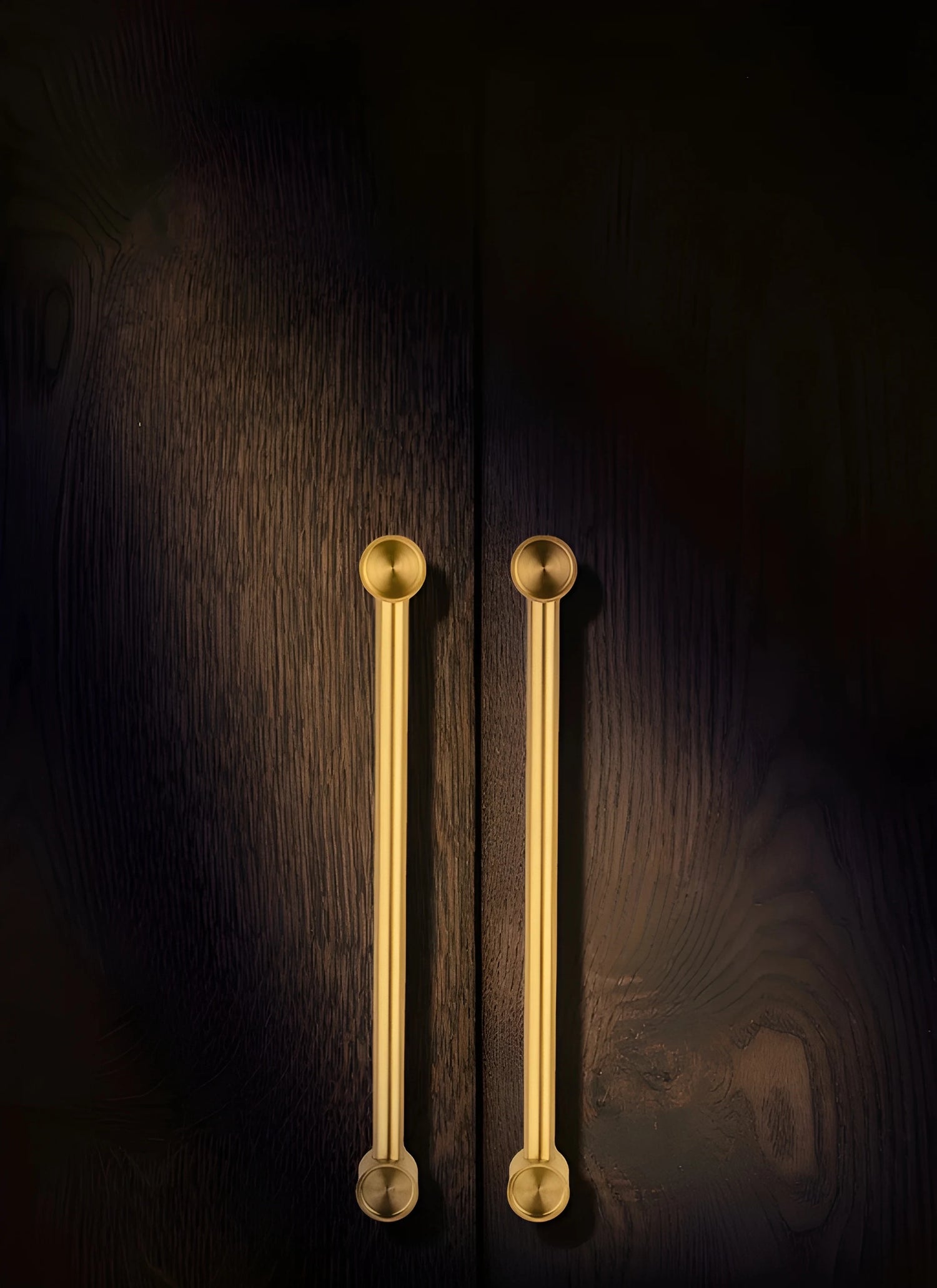 Brass pull handle in brushed gold finish by Mantara, for kitchen cabinets or wardrobes, model Aurelia Handle  B-0108.