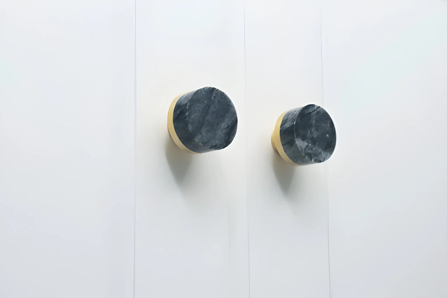 Bianco Knob