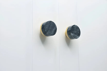 Bianco Knob