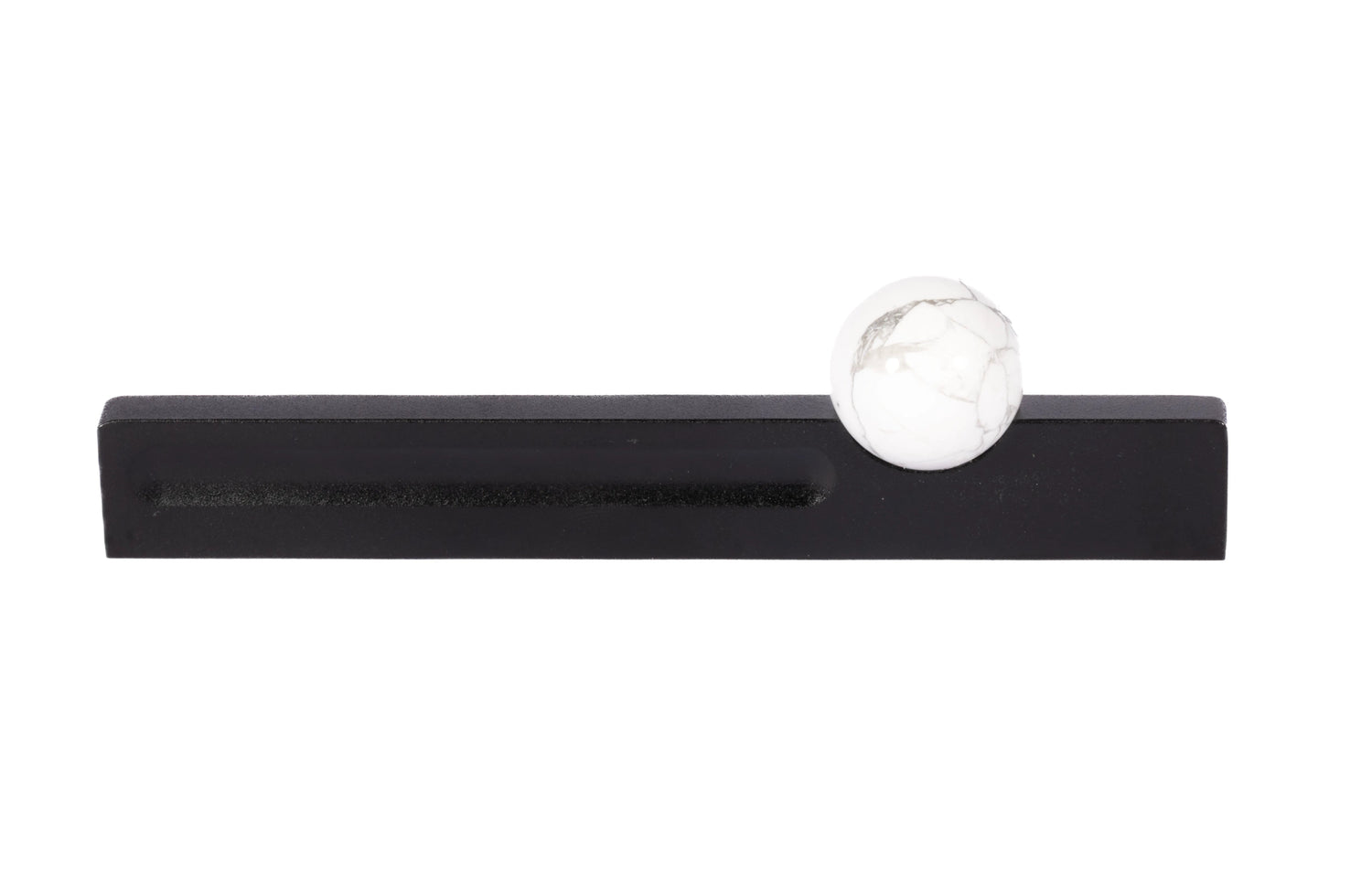 Calyx Handle M-0017 in white marble, brushed finish, 106mm &amp; 146mm sizes, for drawers by Mantara.