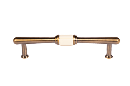 Clara Handle