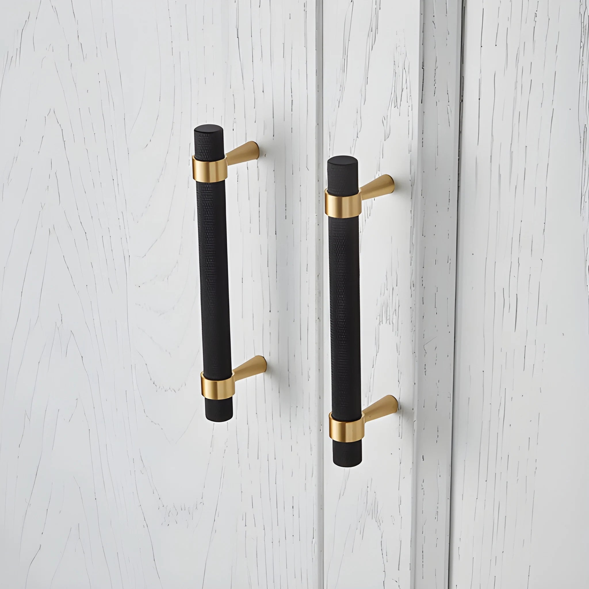  Mantara Cleo T Bar Handle B-0064 is a modern knurled brushed brass handle in black ,ideal for wardrobes and cabinets.