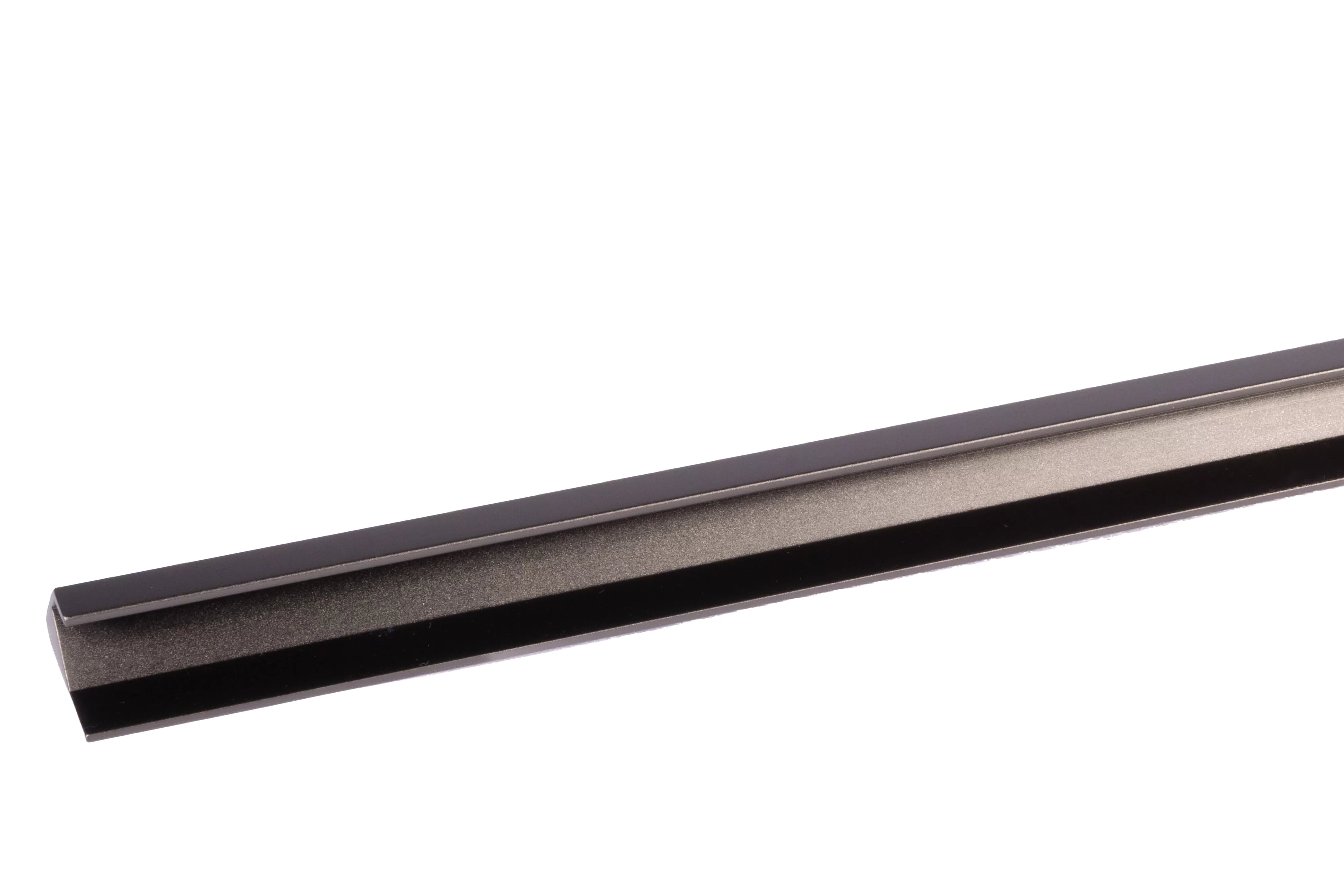 Elara Handle