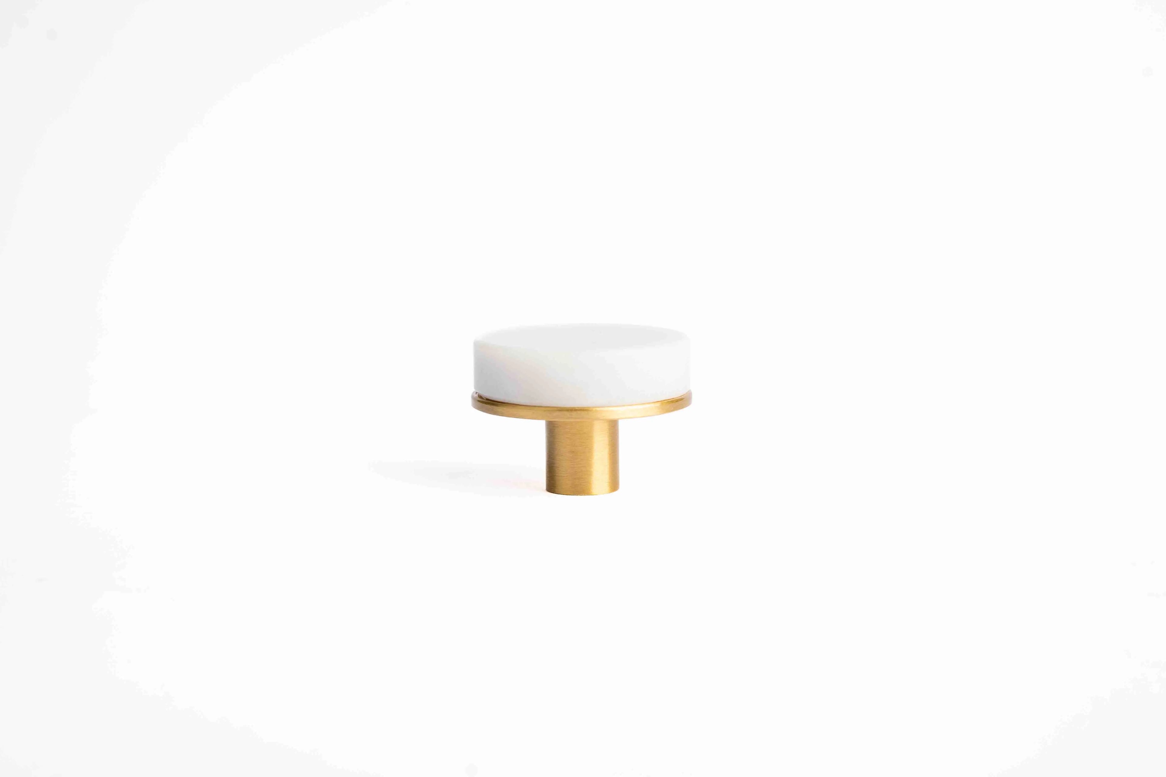 Elysian Knob White / 24mm / Marble - M A N T A R A