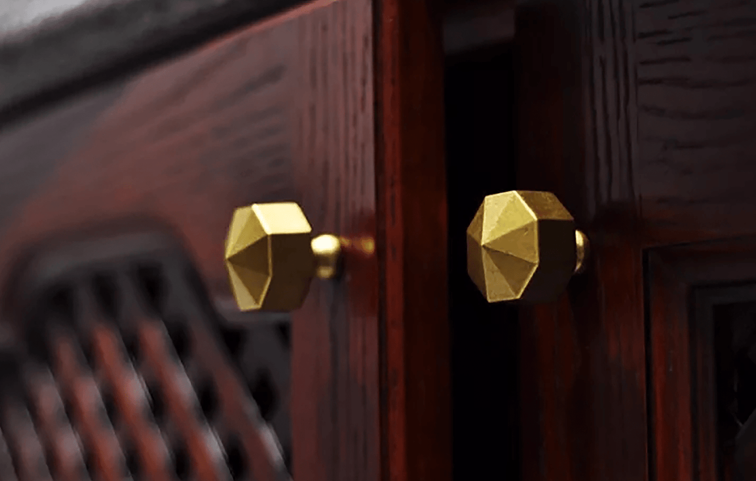Fiore knob B-0006, dark gold brass, Dia35mm H30mm, brushed finish, for drawers &amp; wardrobes by Mantara