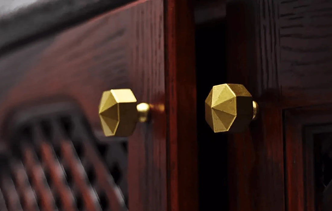 Fiore knob B-0006, dark gold brass, Dia35mm H30mm, brushed finish, for drawers &amp; wardrobes by Mantara