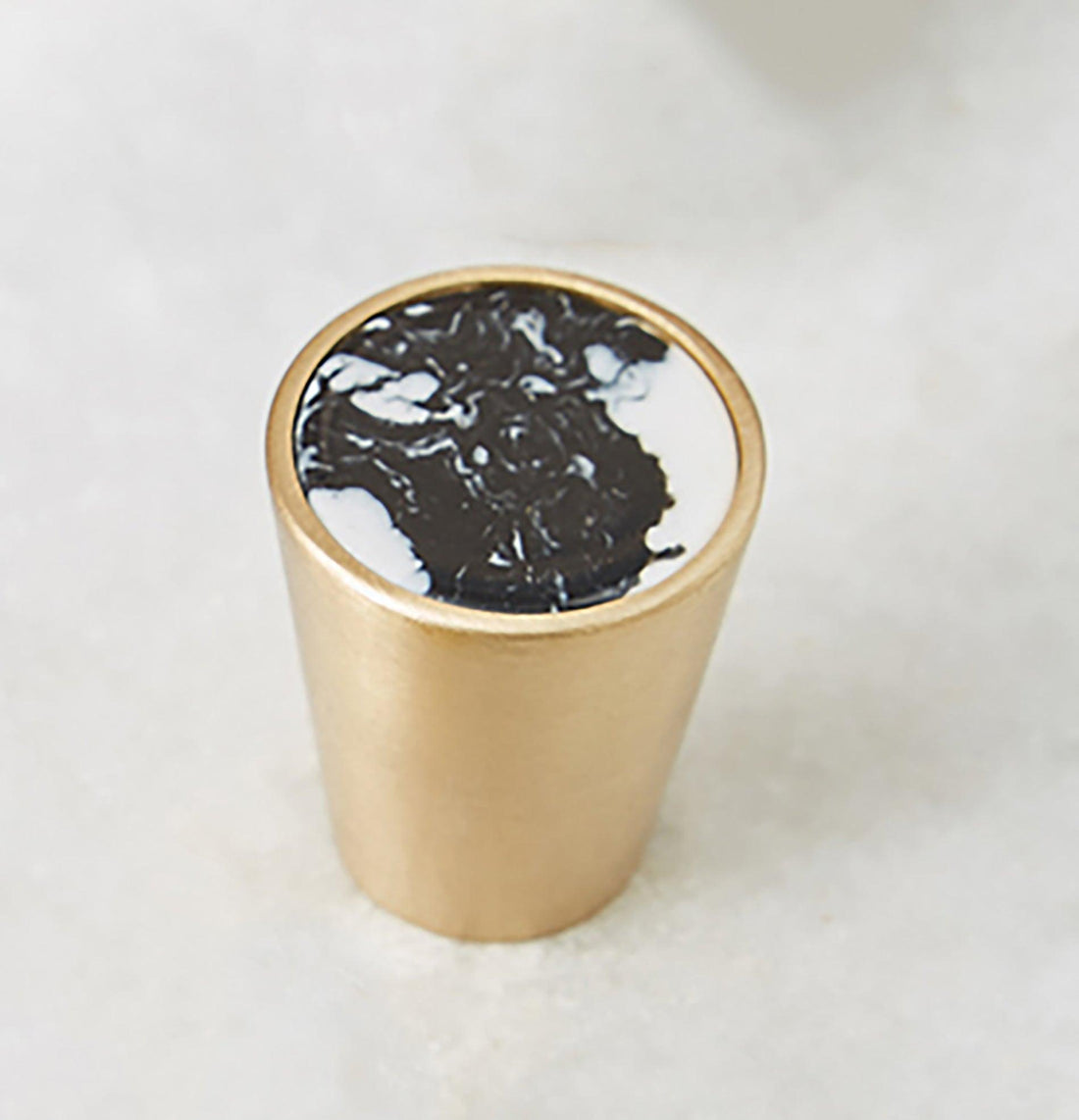 Cone knob made of brass and acrylic in orange, black and pink finishes, Galileo Knob model by Mantara, A-0004.