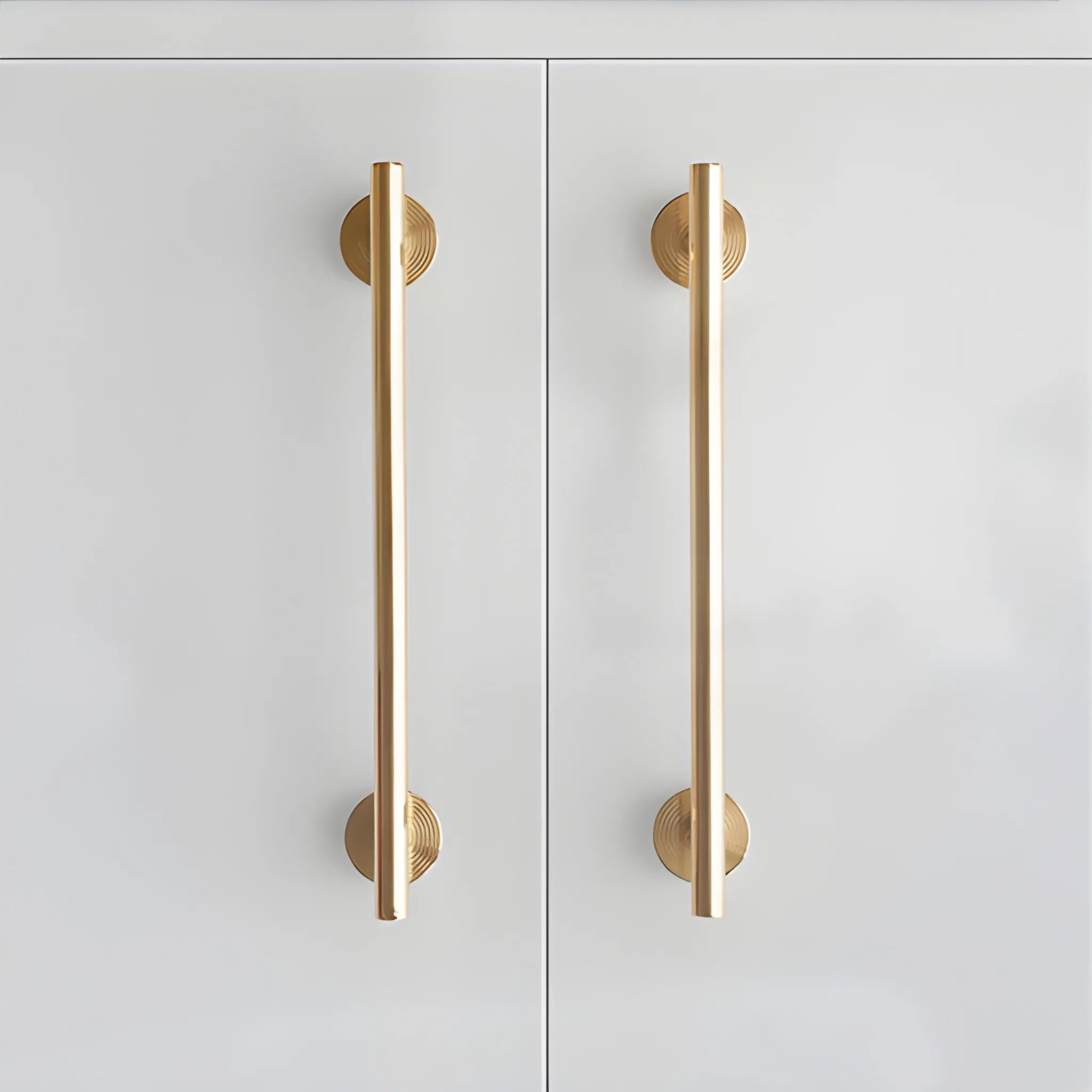 Mantara Holistic Handle B-0073 is a modern gold brushed brass handle, ideal for wardrobes, doors, cabinets, and bathrooms.