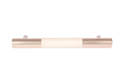 Lyra Handle