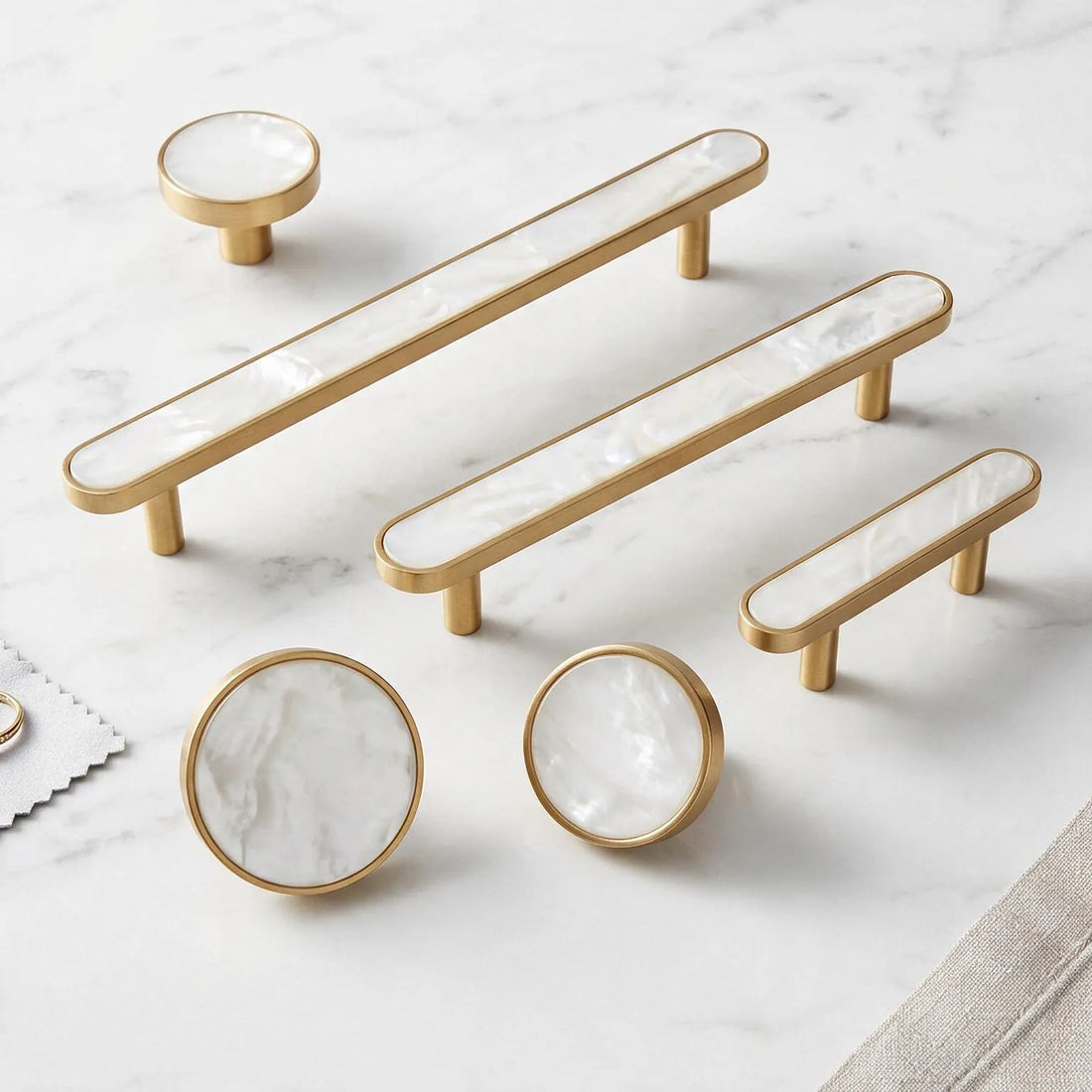 Regal Pearl Knob and handle