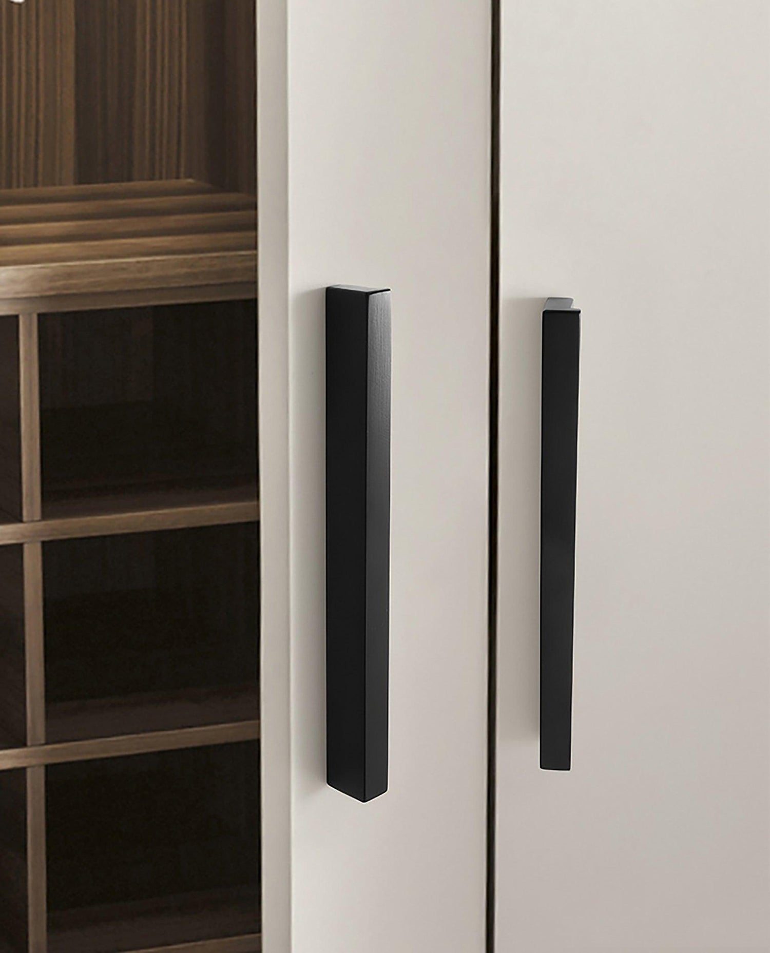 MANTARA B-0077-Dis Handle Handles L 1m / Black / Brass - M A N T A R A