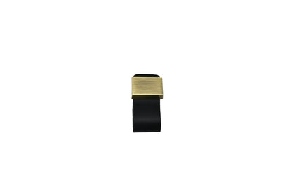 The Mantara L-0015 is a modern crystal handle in black, ideal for kitchen drawers and dressers.