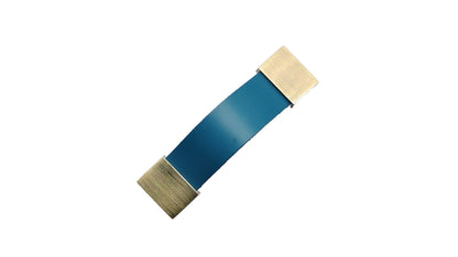 The Mantara L-0015 is a modern crystal handle in blue, ideal for kitchen drawers and dressers.