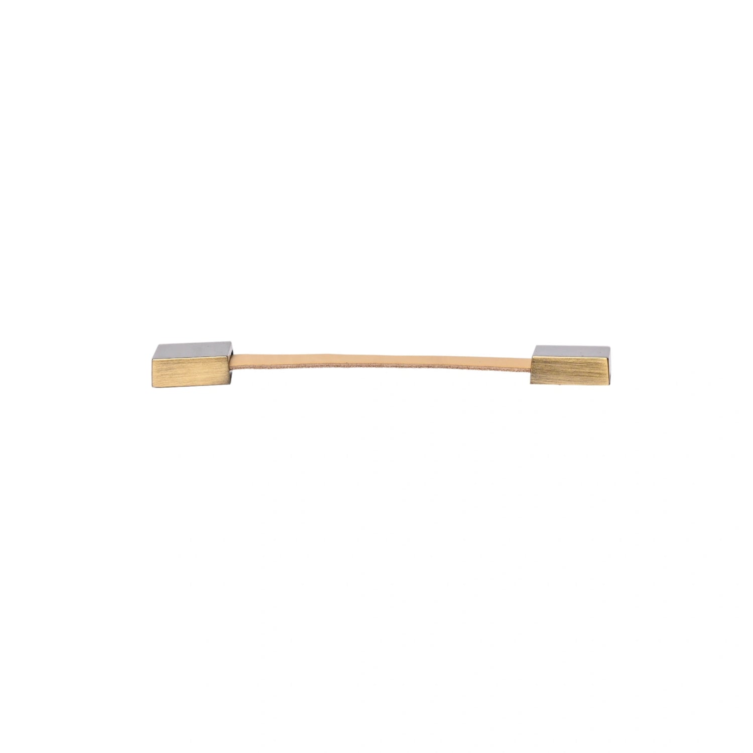 The Mantara L-0015 is a modern crystal handle in beige, ideal for kitchen drawers and dressers.