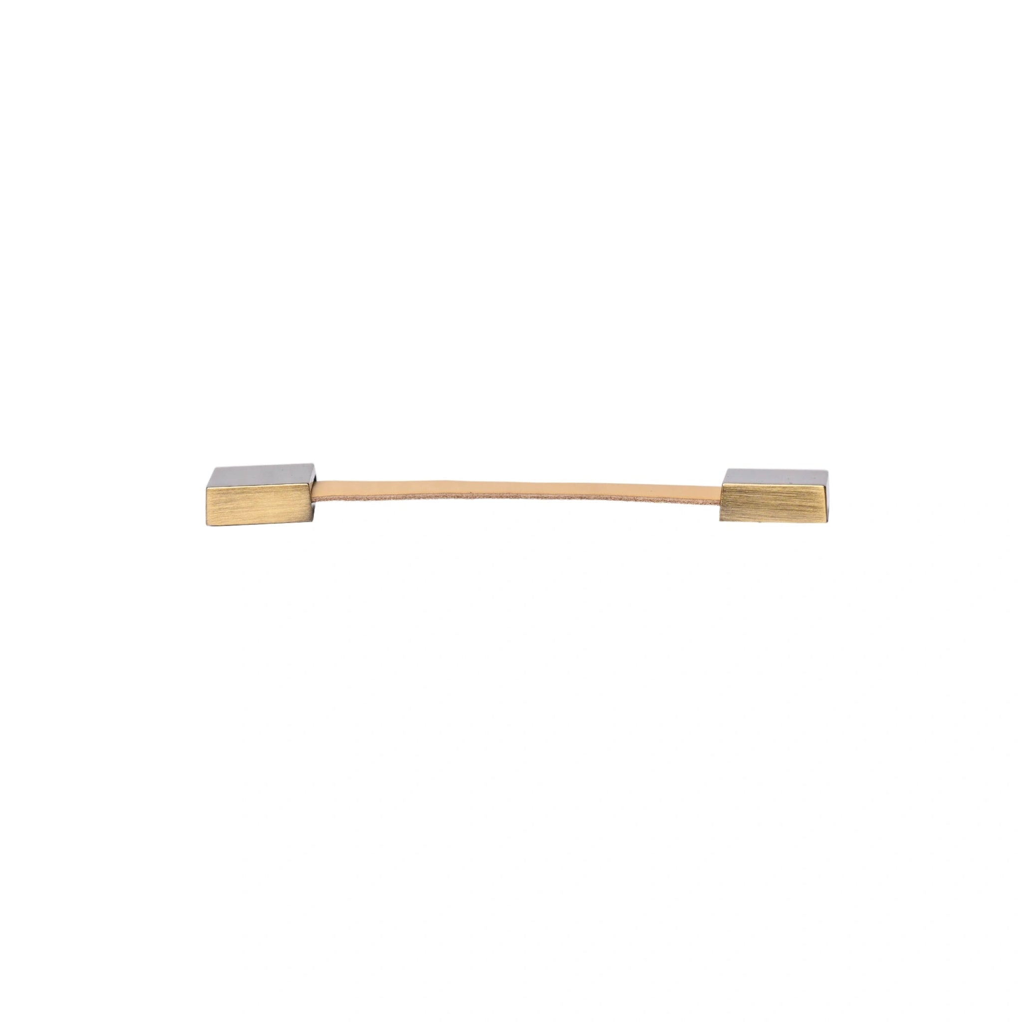 The Mantara L-0015 is a modern crystal handle in beige, ideal for kitchen drawers and dressers.