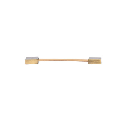 The Mantara L-0015 is a modern crystal handle in beige, ideal for kitchen drawers and dressers.