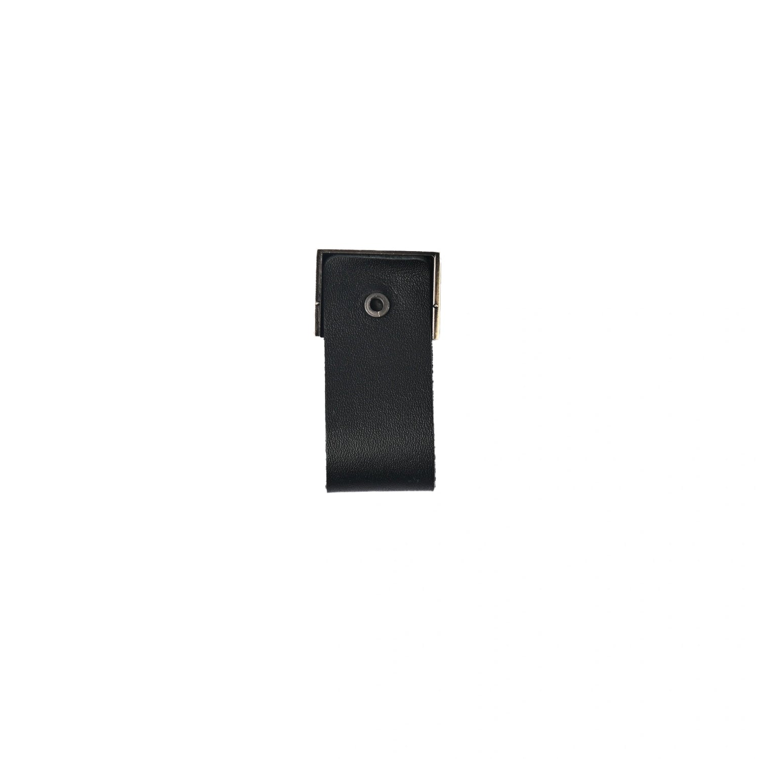 The Mantara L-0015 is a modern crystal handle in black, ideal for kitchen drawers and dressers.