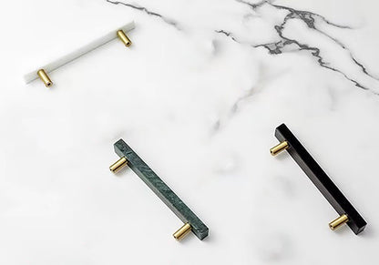 Noir Handle M-0012 in green,white,black marble &amp; brass, 130mm, polished handle with brushed stem, for drawers by Mantara